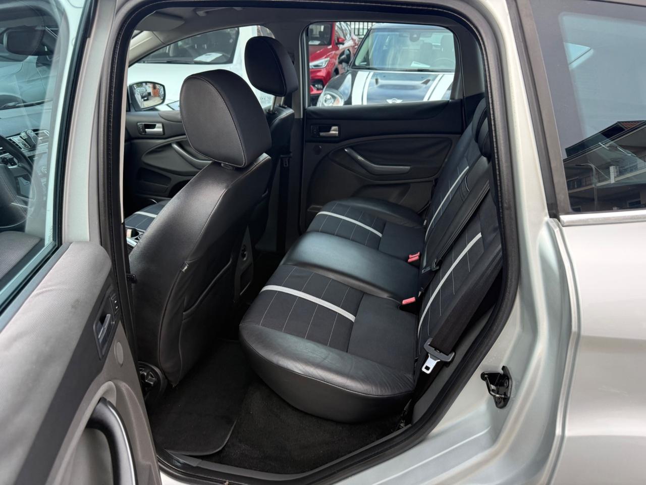Ford Kuga 2.0 TDCi 136 CV 4WD Titanium DPF