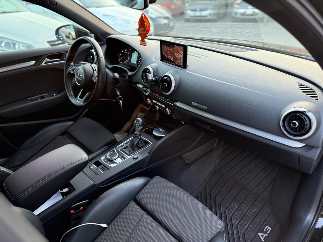 Audi A3 1.6 TDI 116 CV Sline Km certif