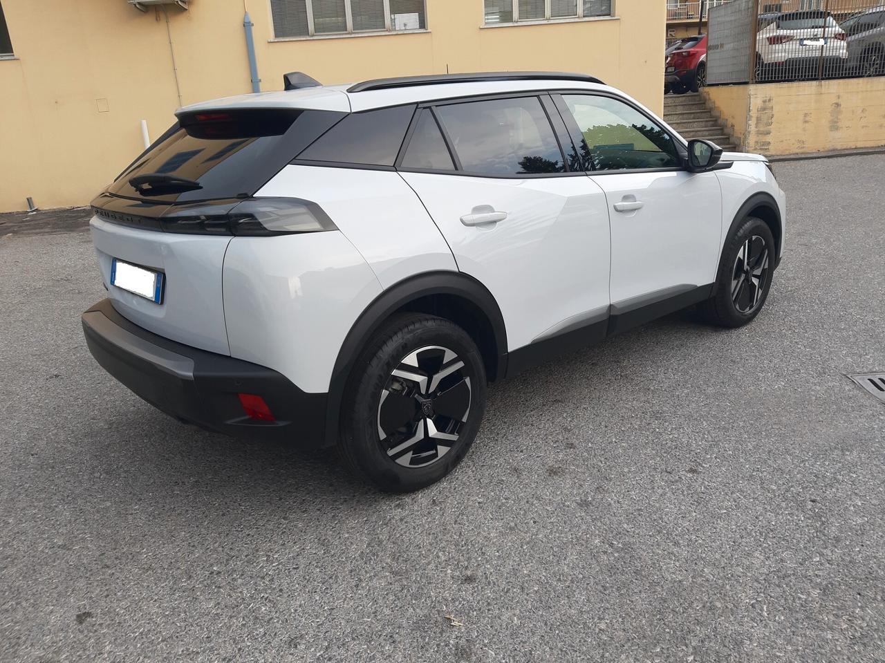 Peugeot 2008 PureTech 100 S&S Allure