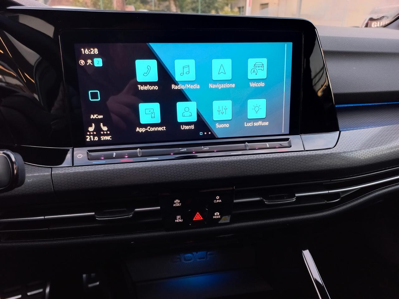 Volkswagen Golf GTI 2.0 TSI DSG