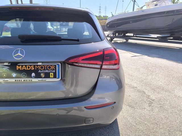 MERCEDES-BENZ A 180 d Sport