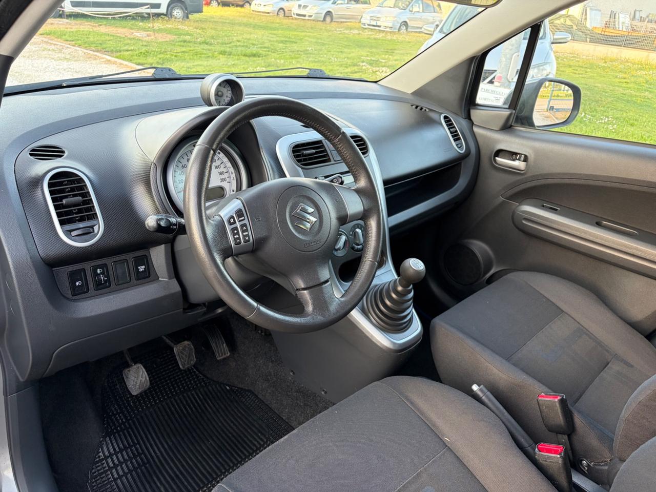 Suzuki Splash 1.0 benzina 2011 ok neop