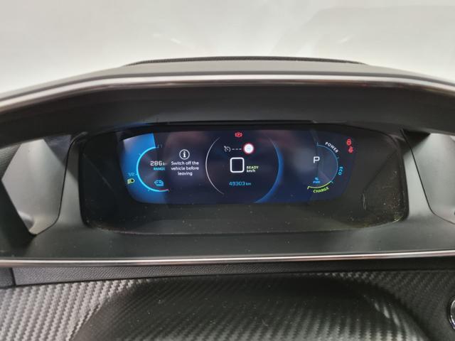 PEUGEOT 2008 motore elettrico 136 CV Allure