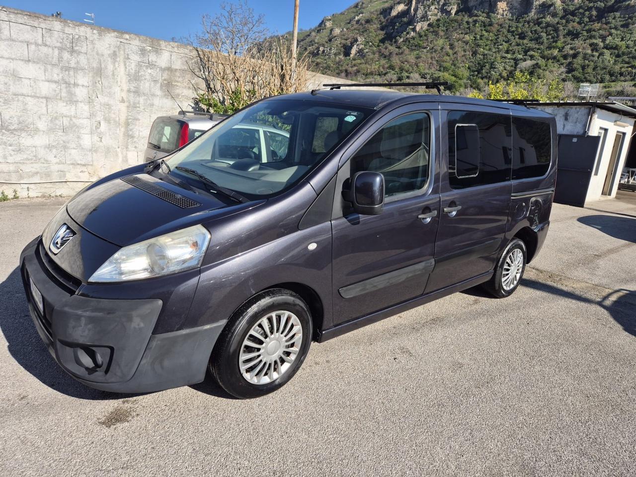 Peugeot Expert Tepee 2.0 HDi 120CV PC Premium 6P