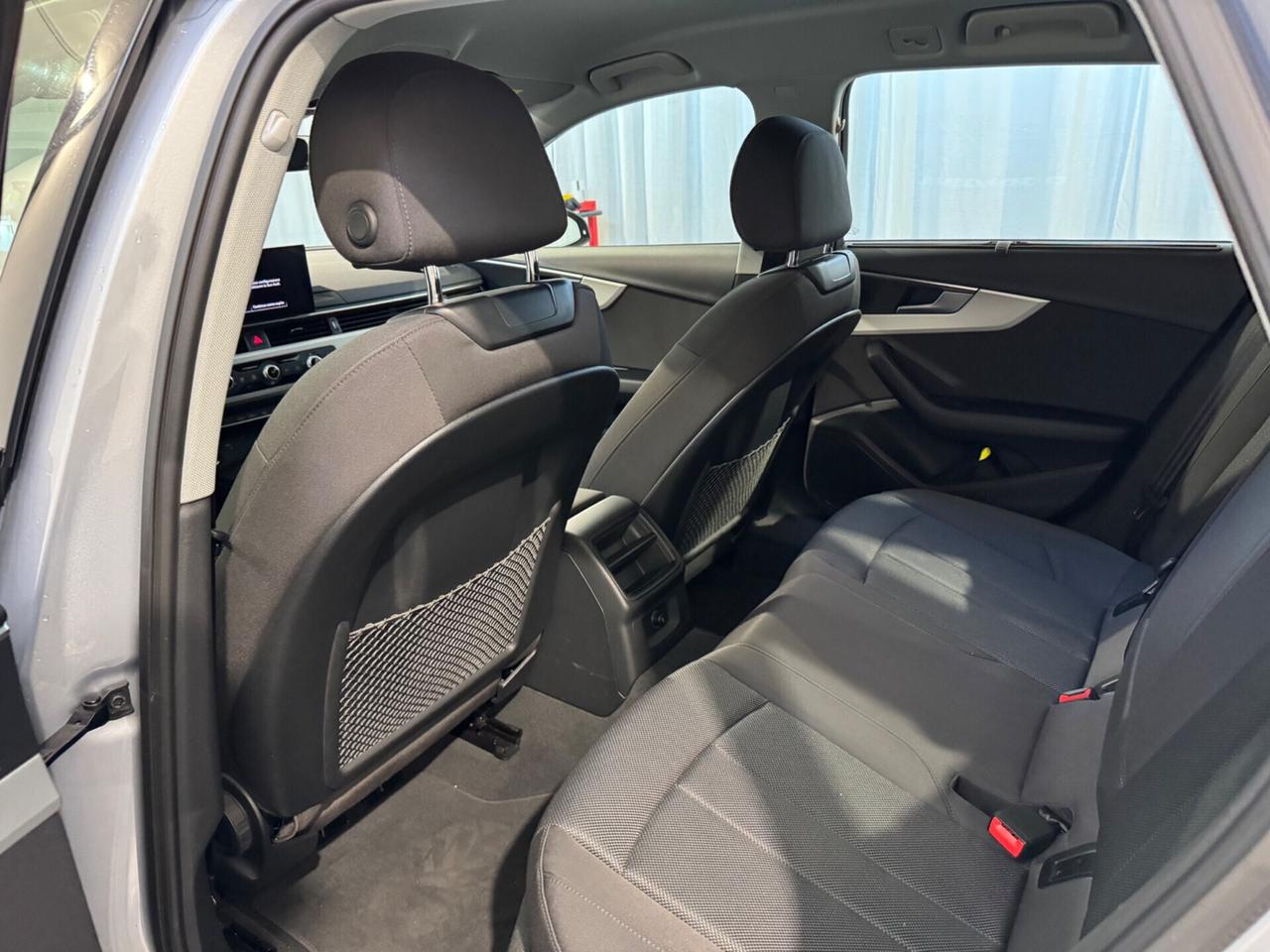 Audi A4 35 TDI/163 CV S tronic Business Advanced