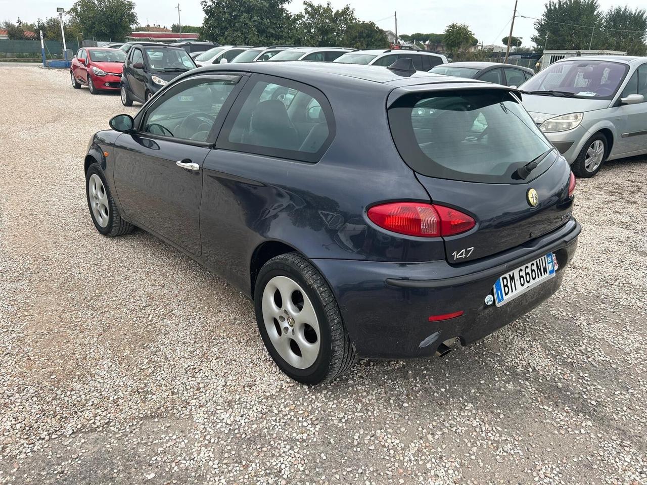 Alfa Romeo 147 1.6i 16V Twin Spark Distinctive GPL