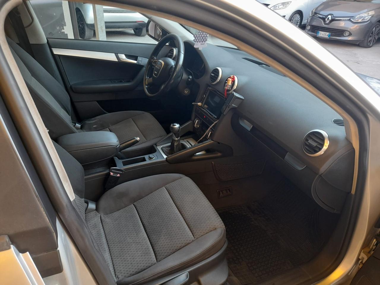 Audi A3 SPB 2.0cc diesel 12 mesi garanzia-2010