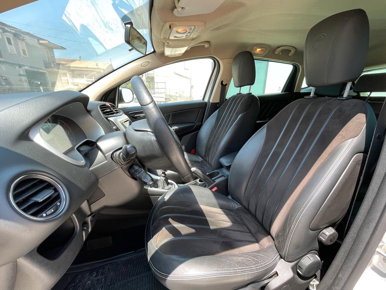 Lancia Delta 1.6 MJT DPF Oro