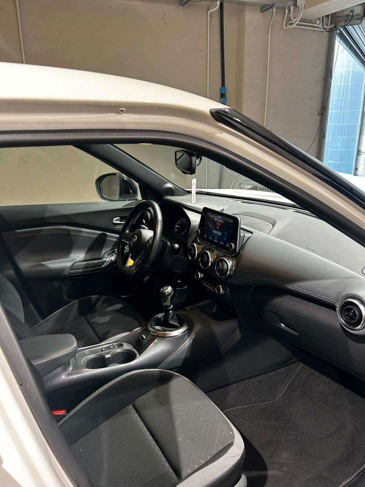 Nissan Juke 1.0 DIG-T 114 CV N-Connecta