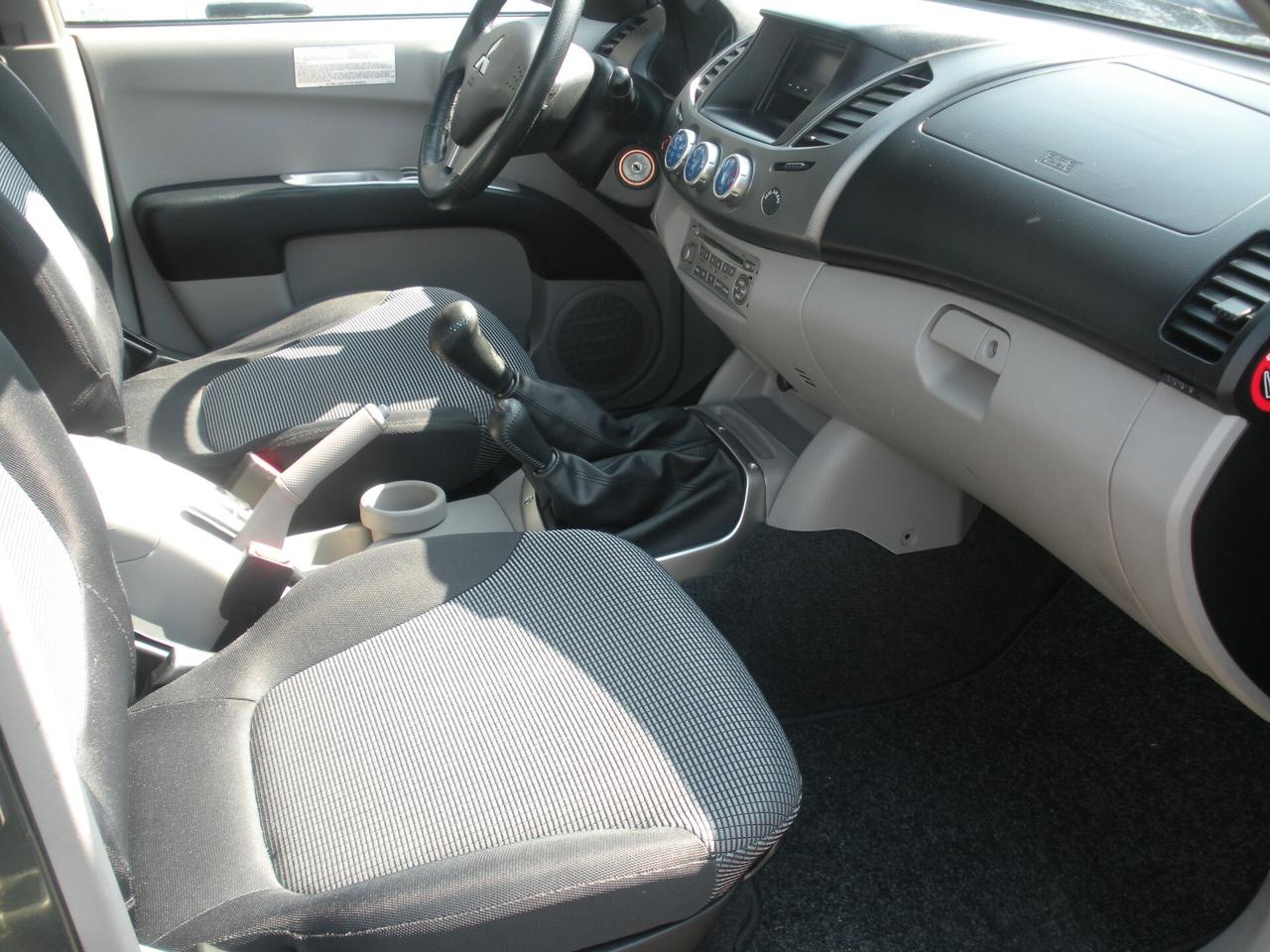 Mitsubishi L200 2.5 DI-D/136CV Double Cab Intense
