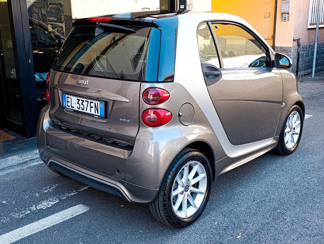 Smart ForTwo 1.0 71 cv MHD coupé passion solo km 41.176