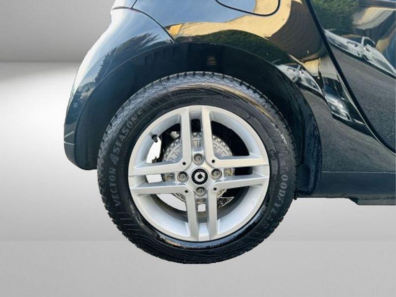 smart fortwo EQ Pure