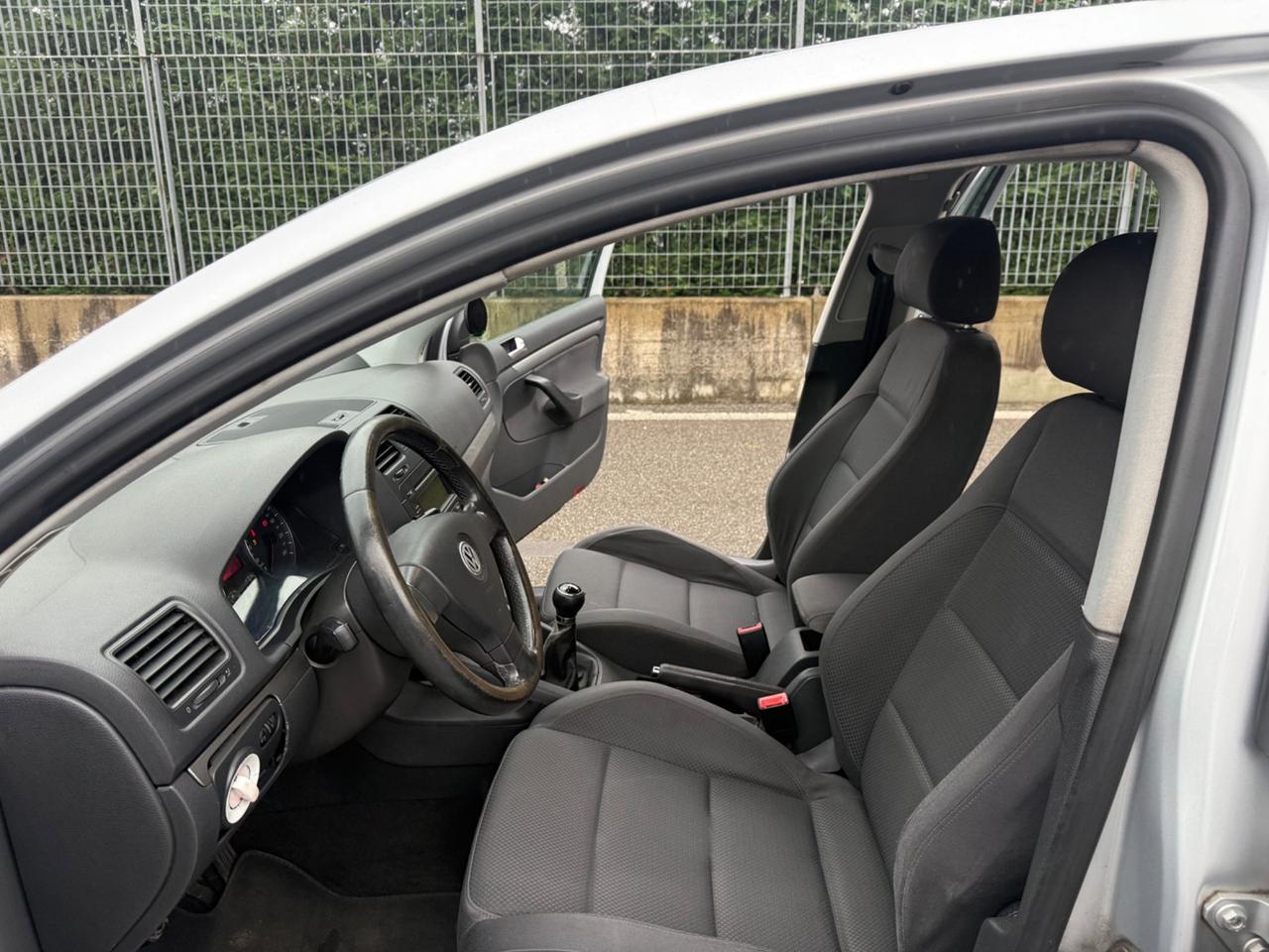 Volkswagen Golf 2.0 16V TDI 5p. Comfortline