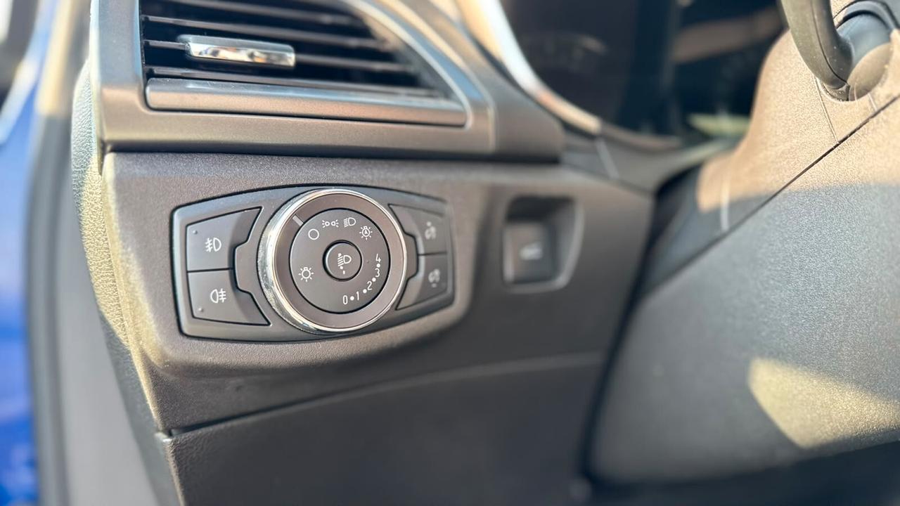 Ford Mondeo 2.0 TDCi 150 CV S&S Powershift 5 porte Vignale