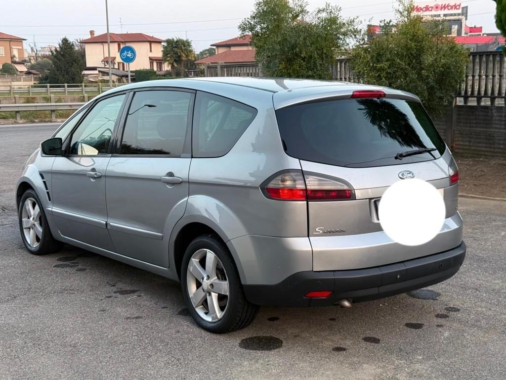 Ford Focus C-Max 2.0 TDCi (136CV) Titanium