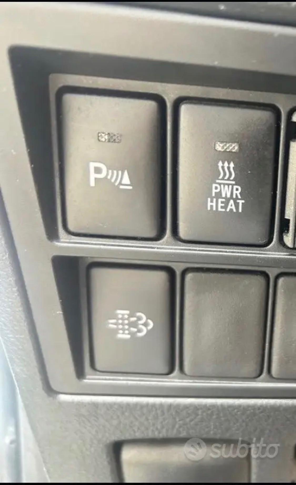 Toyota Hilux 2.8 D-4D A/T 4WD 4 porte Double Cab GR SPORT