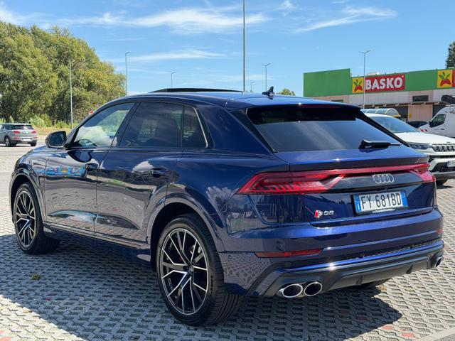 AUDI SQ8 TDI quattro tiptronic