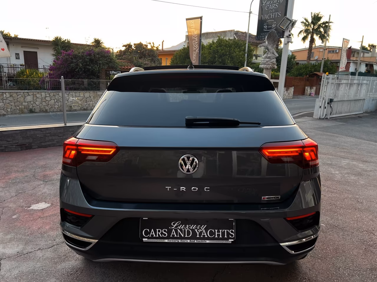 Volkswagen T-Roc 2.0 TDI 150-DSG 4MOTION-TETTO-FULL