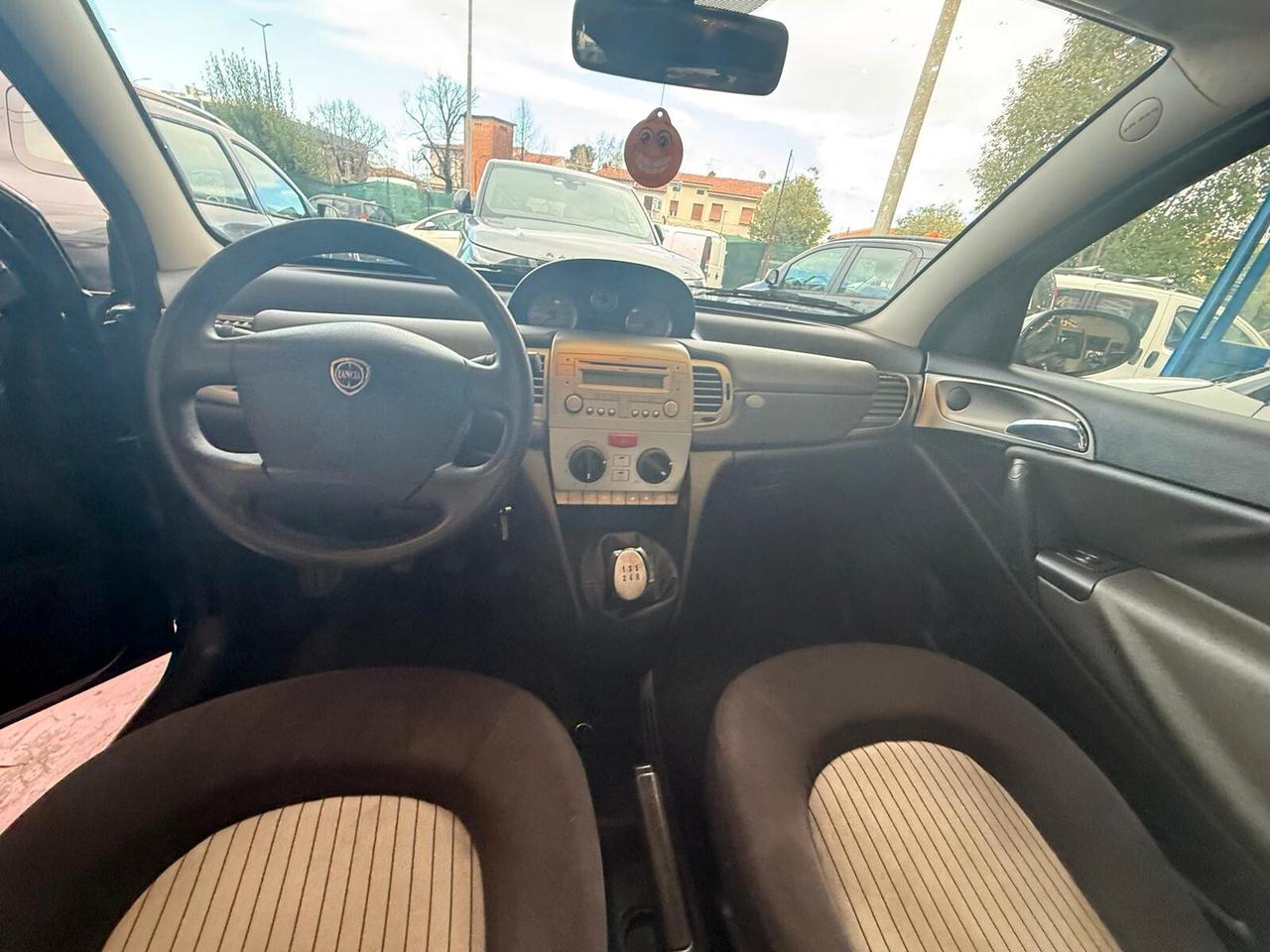 Lancia Ypsilon 1.2 Argento