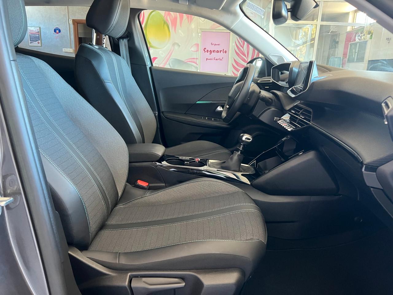 Peugeot 2008 PureTech 100 S&S Allure Pack