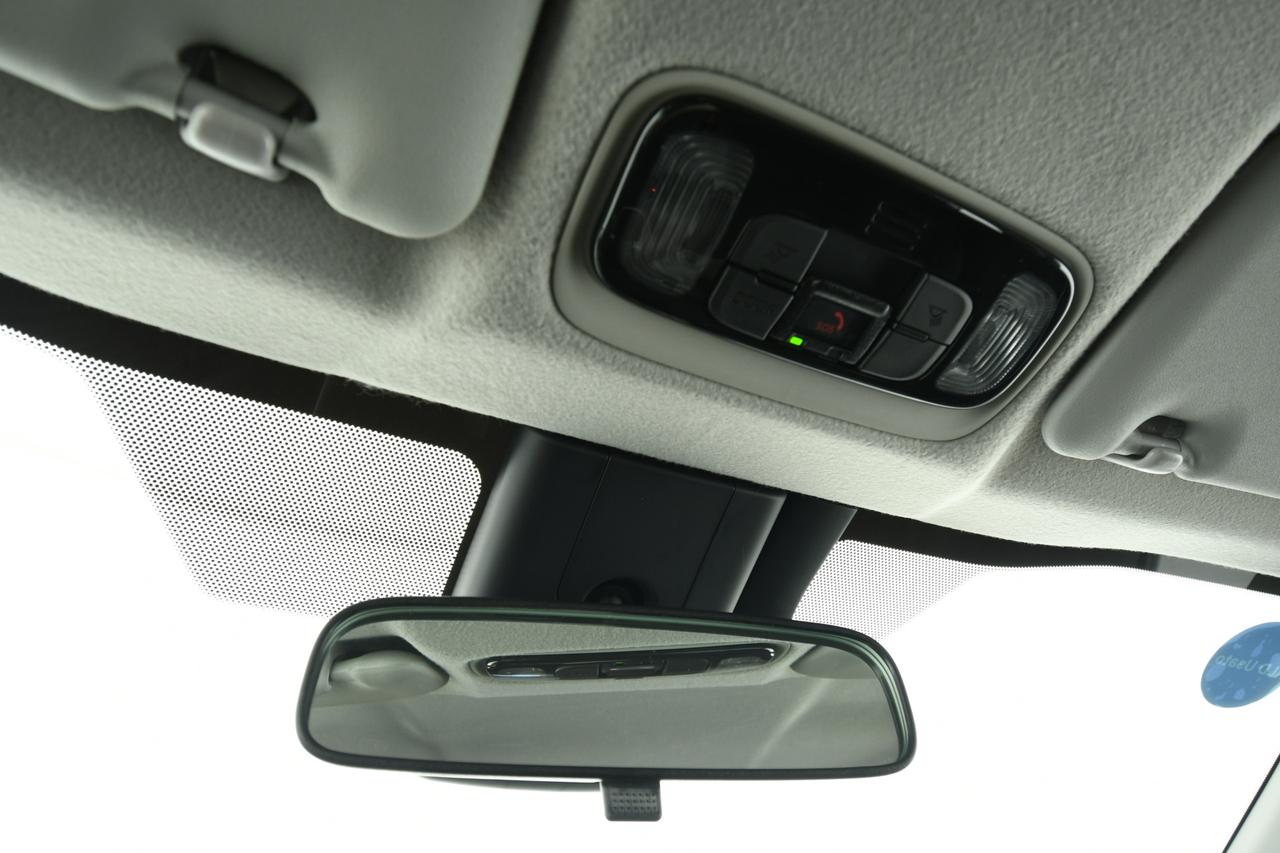 TOYOTA Yaris 1.5h Business CAMERA+ACC+APP CONNECT+NEOPATENTATI