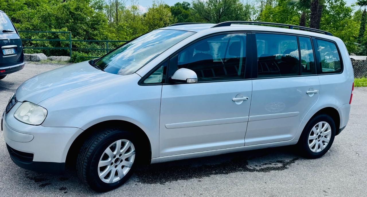 Volkswagen Touran 1.9 TDI 105CV Trendline 7 posti
