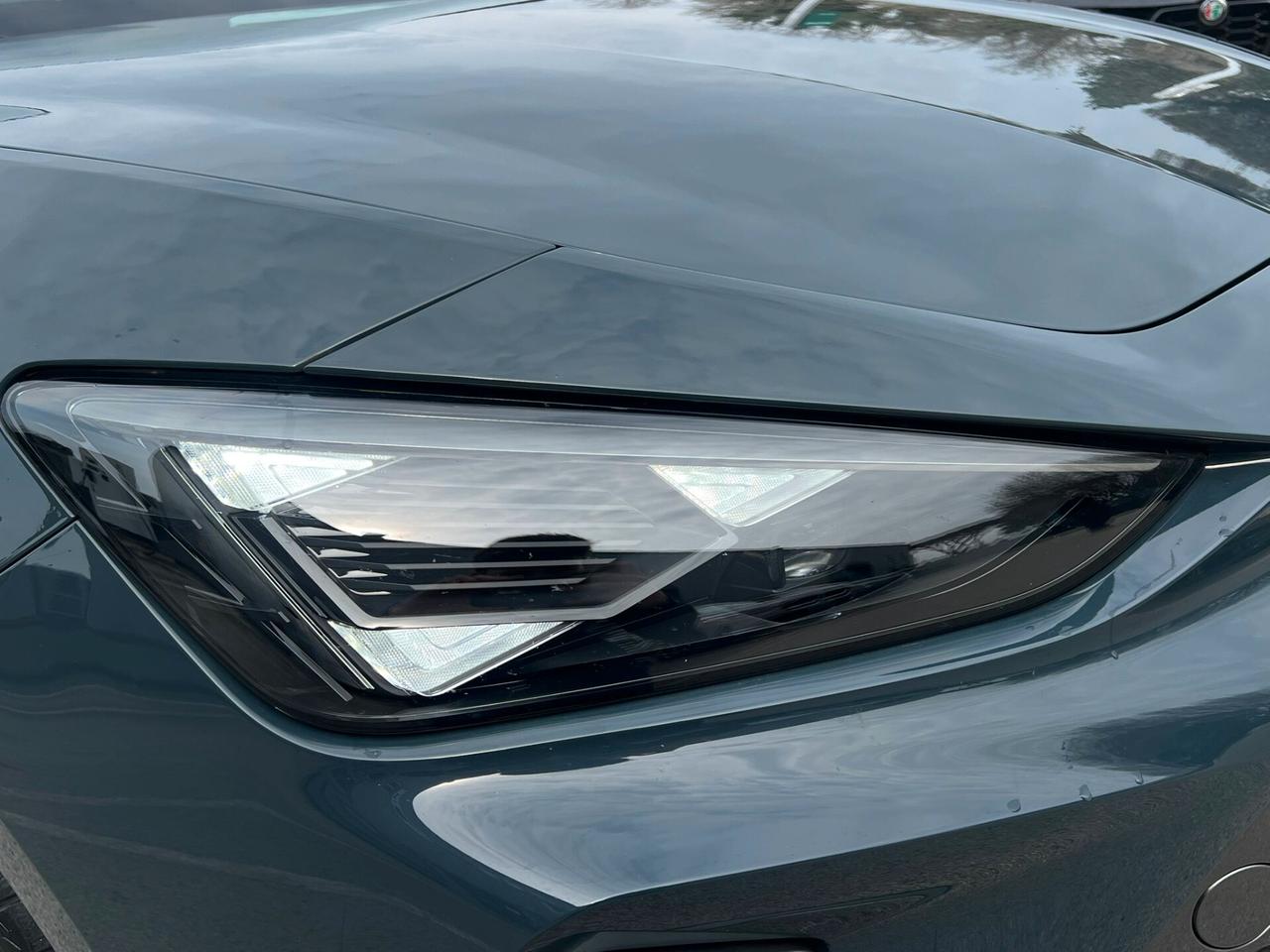 Cupra Leon 1.5 Hybrid 150 CV DSG