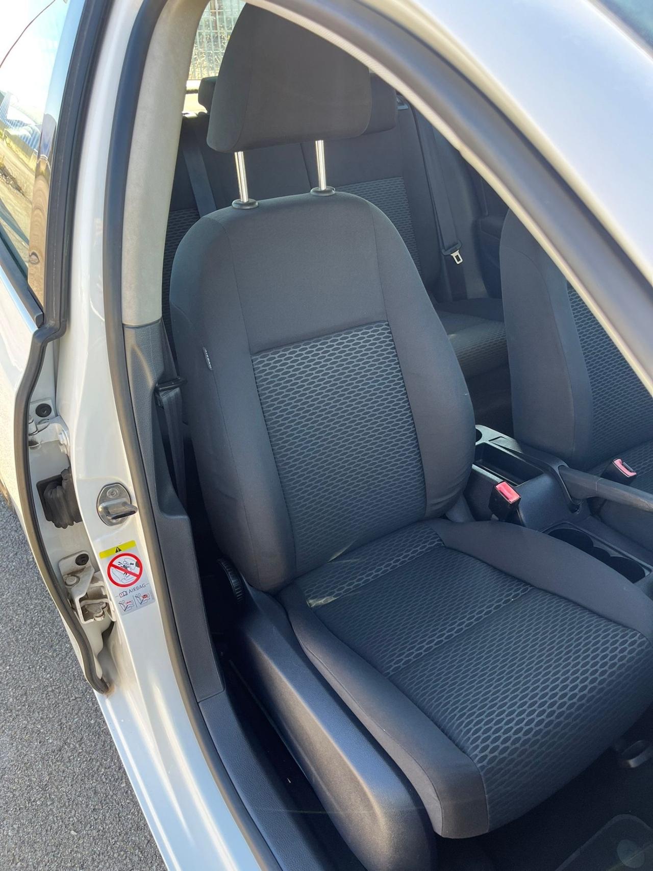 Volkswagen Golf Business 1.6 TDI 5p.