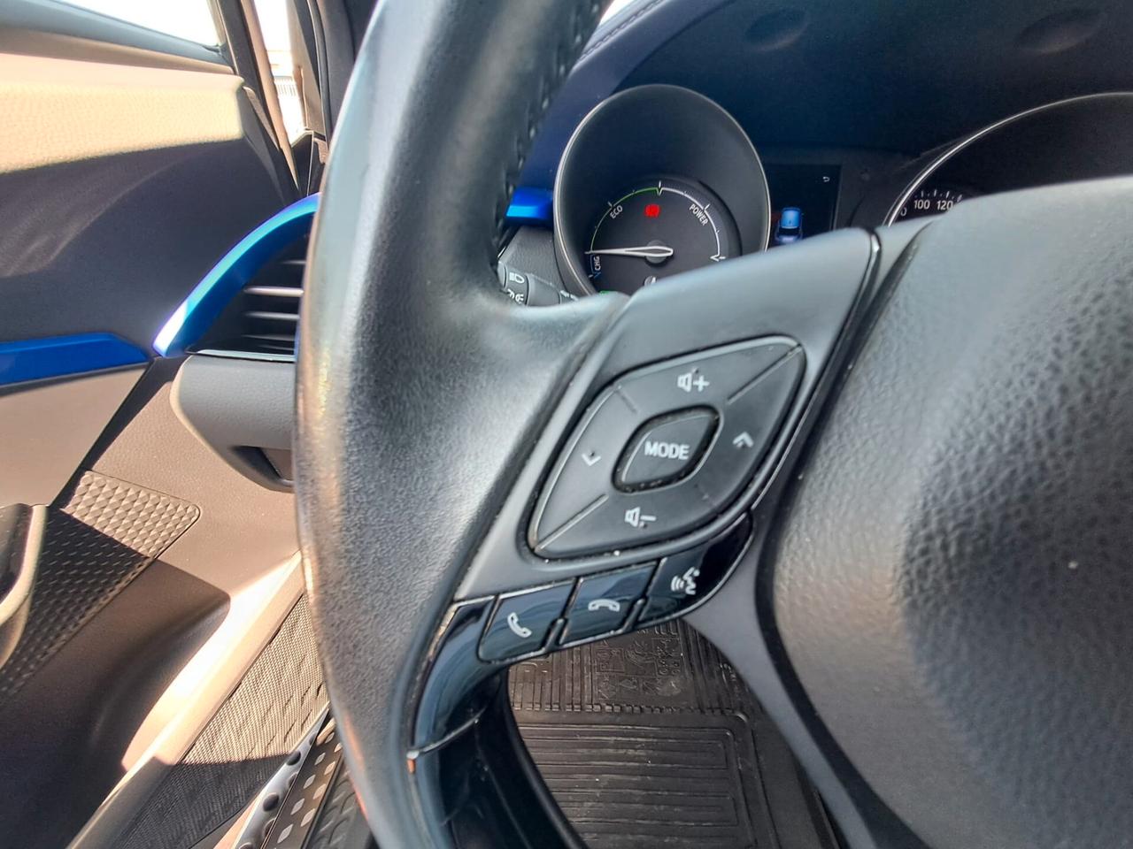 Toyota C-HR 2.0 Hybrid E-CVT Style