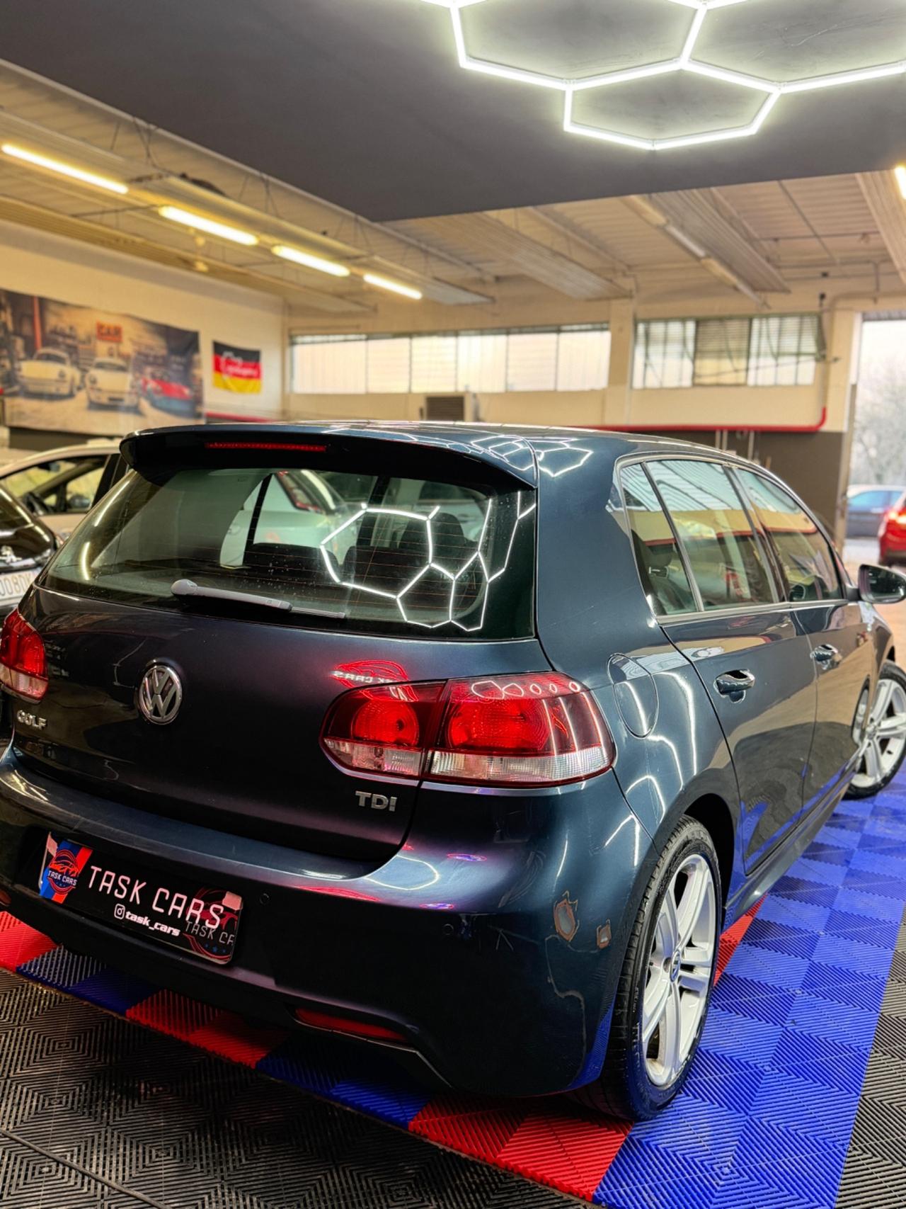 Volkswagen Golf 1.6 TDI DPF DSG 5p. Highline