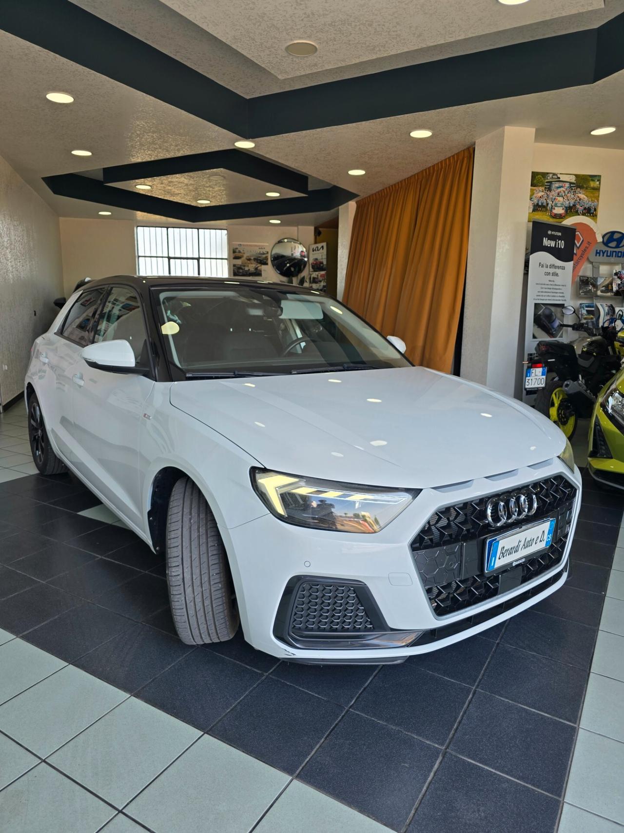 Audi A1 SPB 30 TFSI S tronic line edition