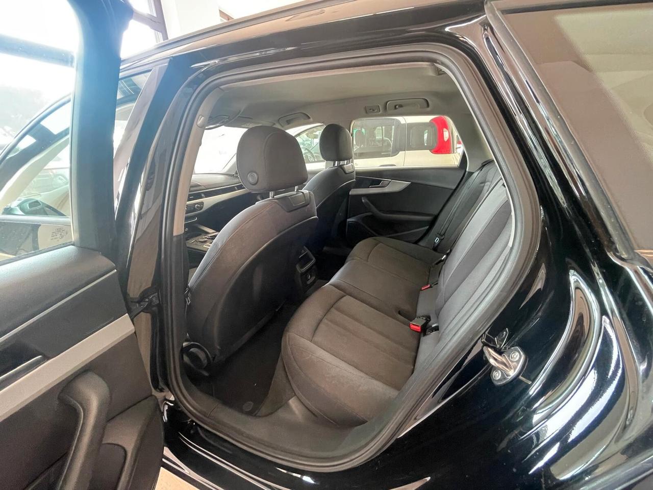 Audi A4 2.0 TDI 150 CV ultra S tronic Business Sport