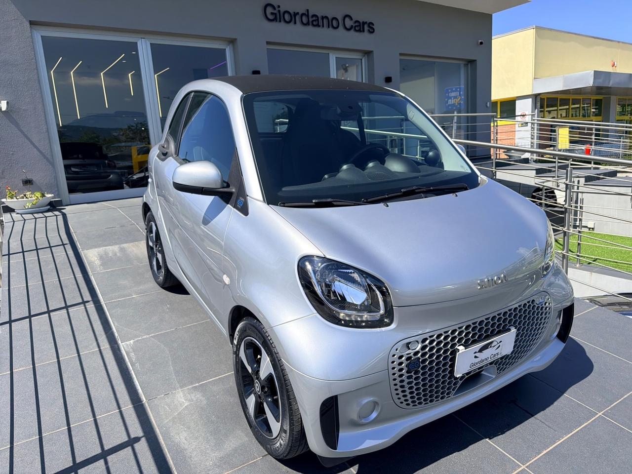 Smart ForTwo EQ Passion uff Mercedes in garanzia