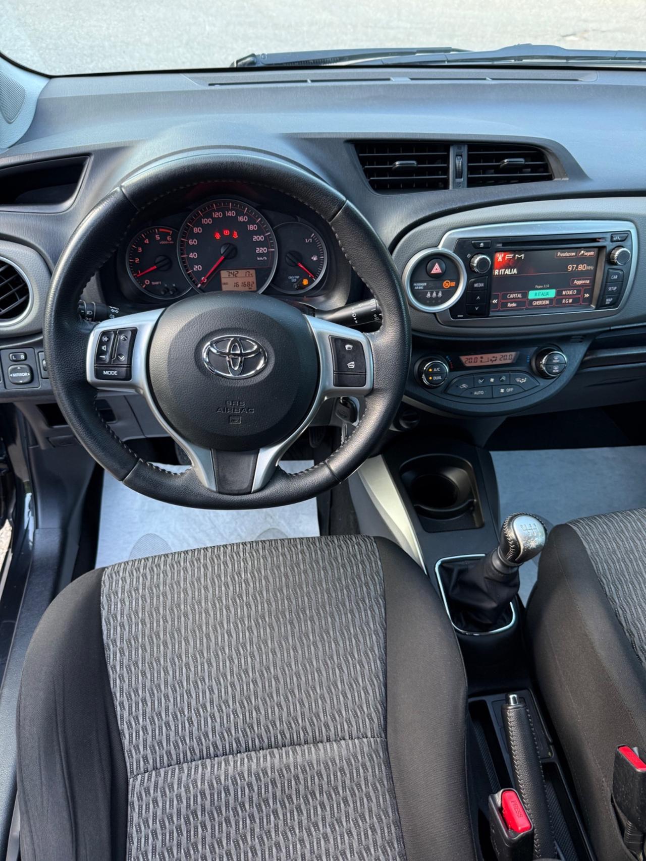Toyota Yaris 1.4 D-4D 5 porte Lounge