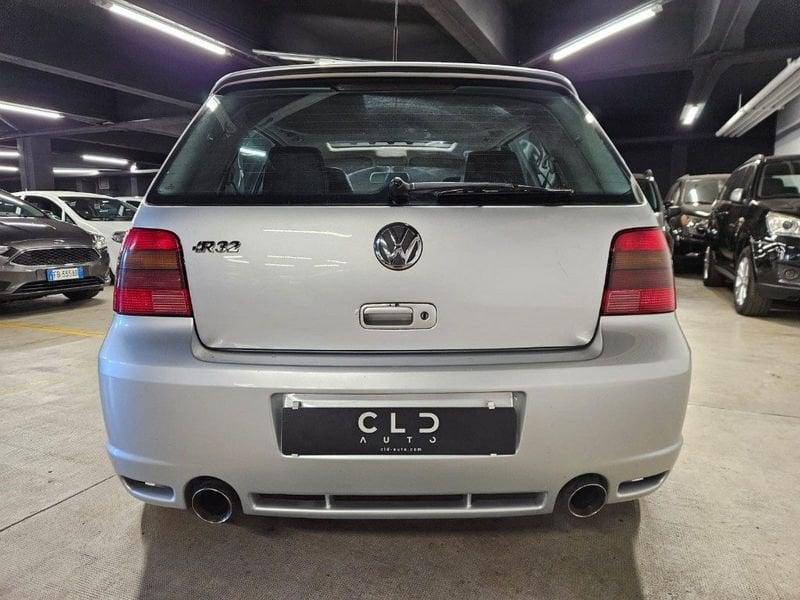 Volkswagen Golf R IV 3.2 V6 cat 5 porte R32