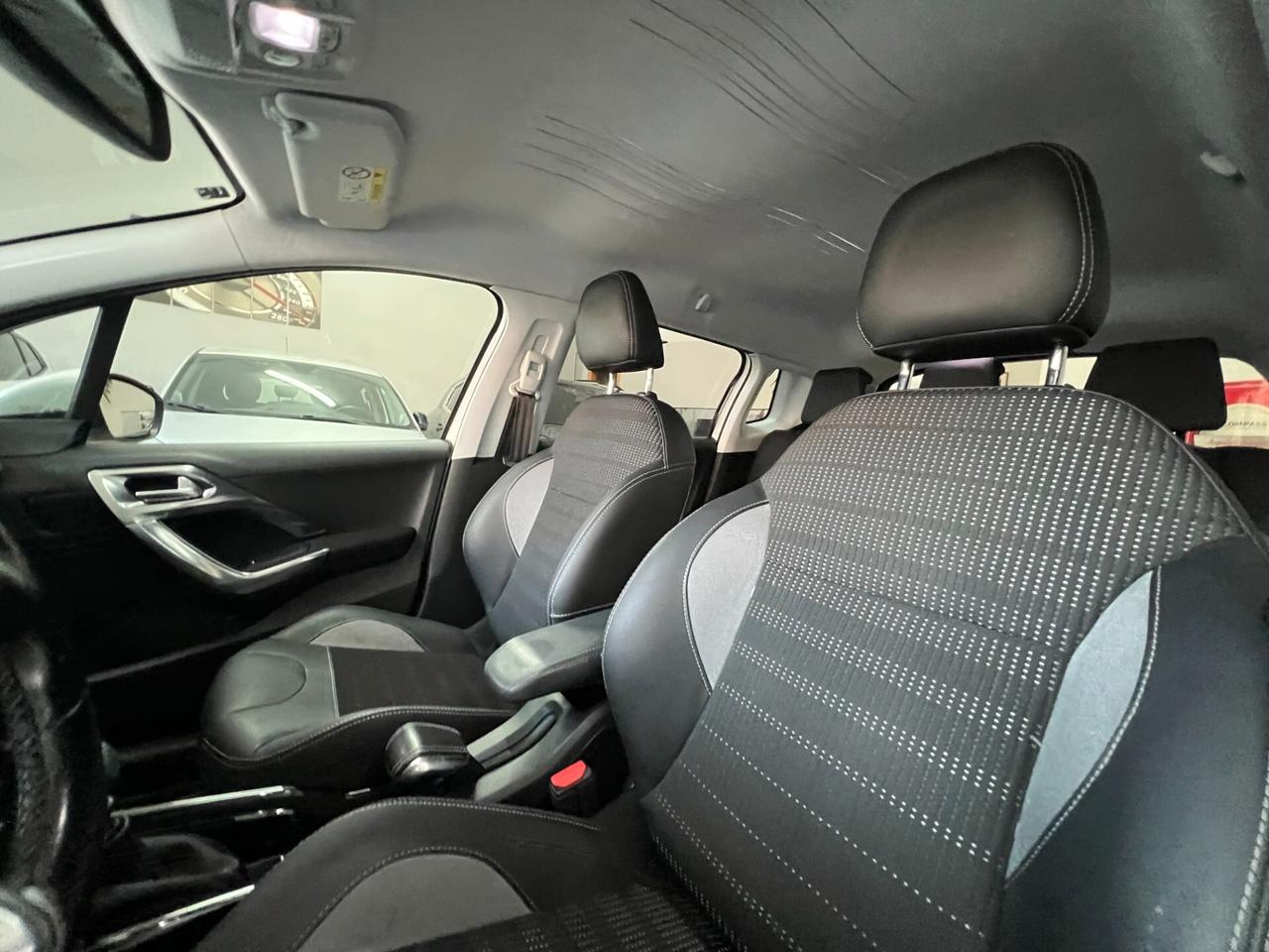 Peugeot 2008 BlueHDi 120 S&S Allure