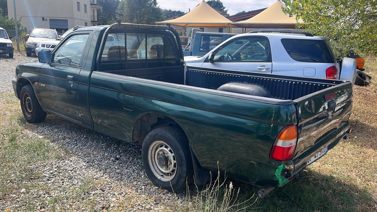 L200 2.5 tdi Pick up cassone lungo