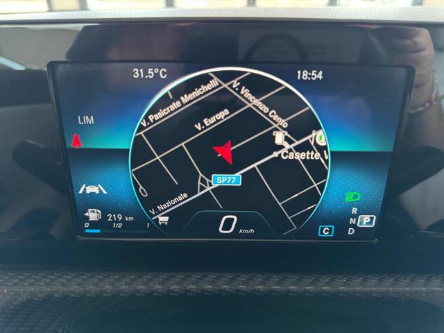 MERCEDES-BENZ A 180 d Automatic Business Extra