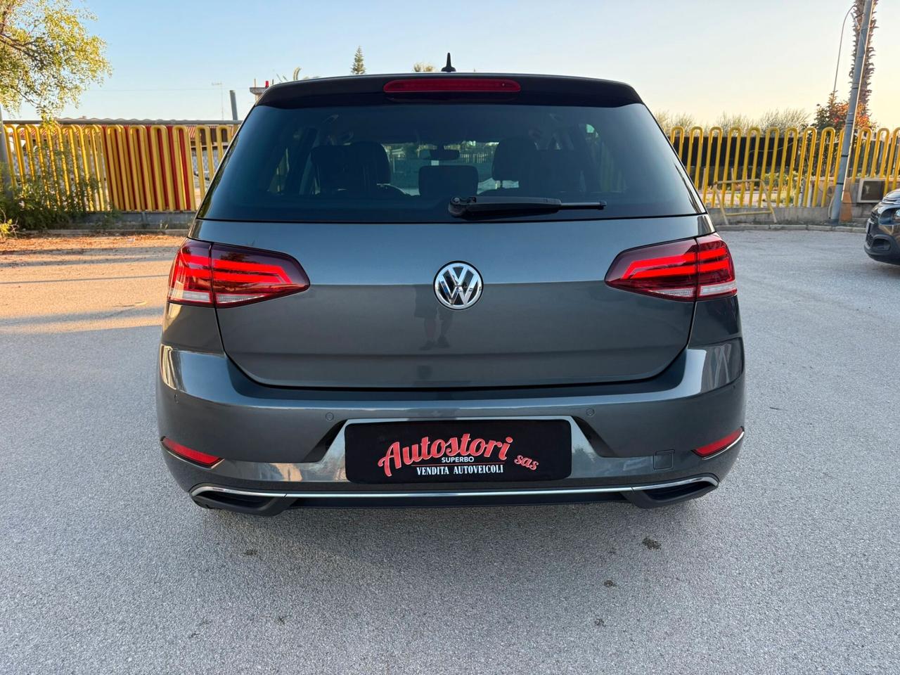 Volkswagen Golf 7.5 1.6 TDI - 115CV - DSG