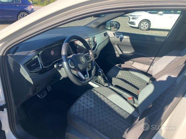 VOLKSWAGEN Taigo 1.0 TSI 110 CV DSG R-Line