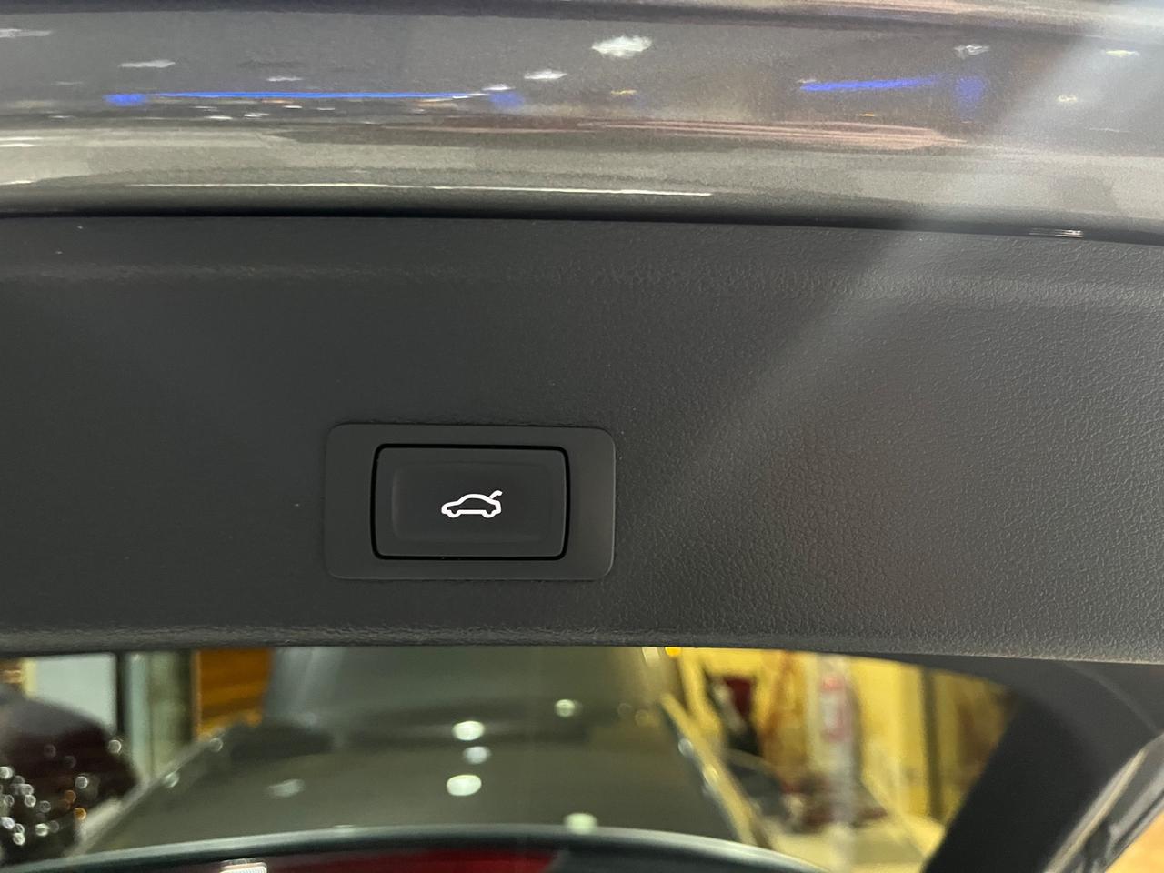 Audi A4 40 TDI S tronic Business