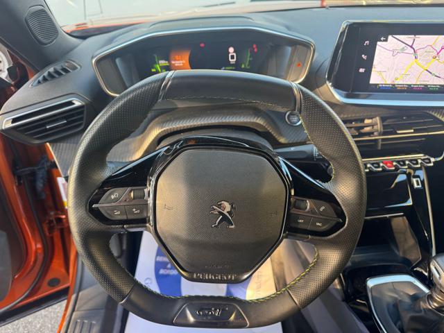 PEUGEOT 2008 PureTech 130CV GT NAVI+RETR.