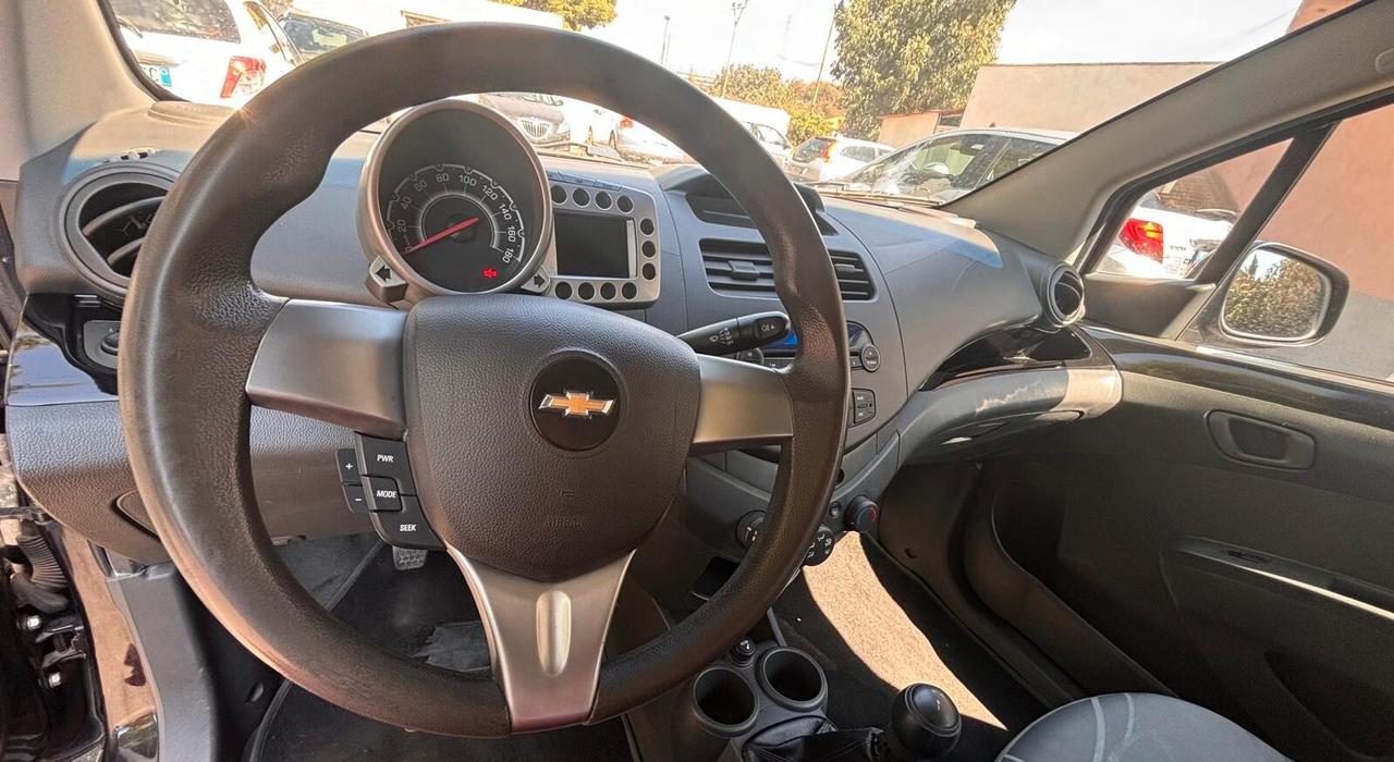 Chevrolet Spark 1.2 LT