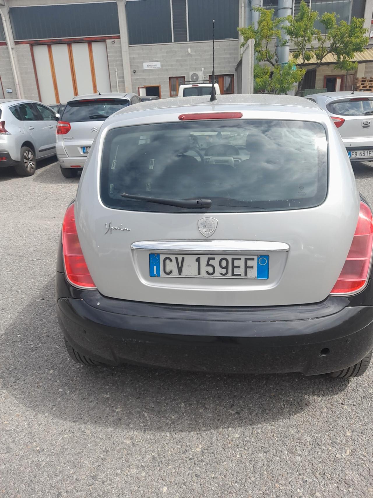 Lancia Ypsilon 1.2 Argento