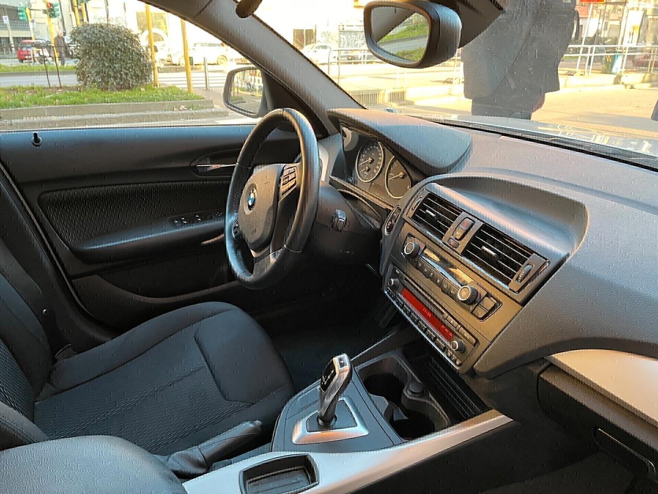 Bmw 116 116d 5p. Efficient Dynamics Urban AUTOMATICA