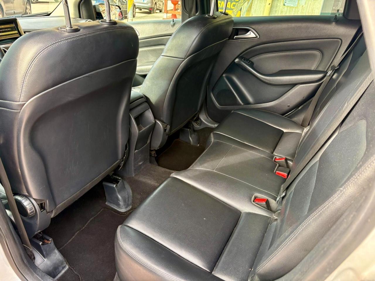 MERCEDES B 180 AUTOMATICA