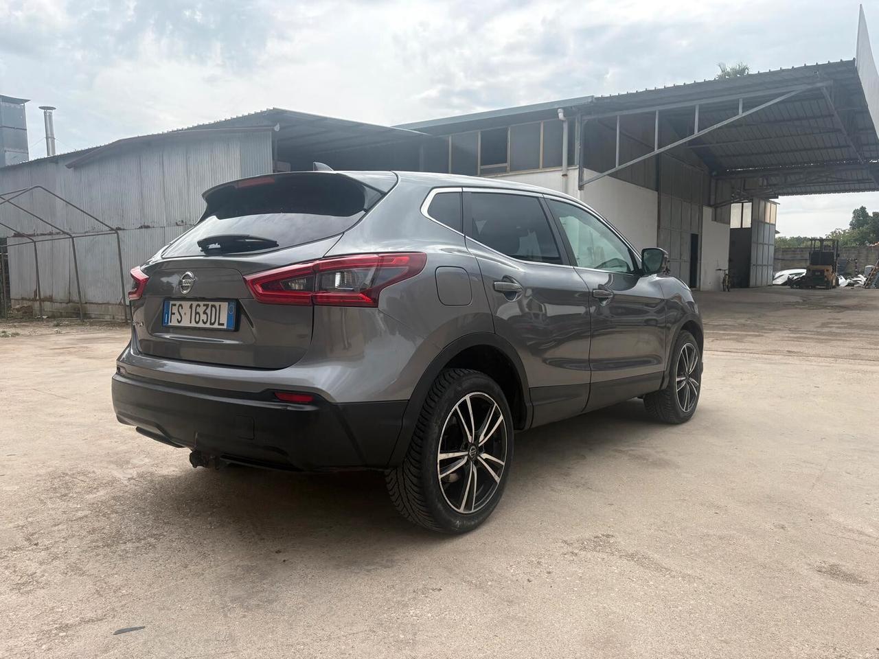 Nissan Qashqai 1.6 dCi 4WD Business