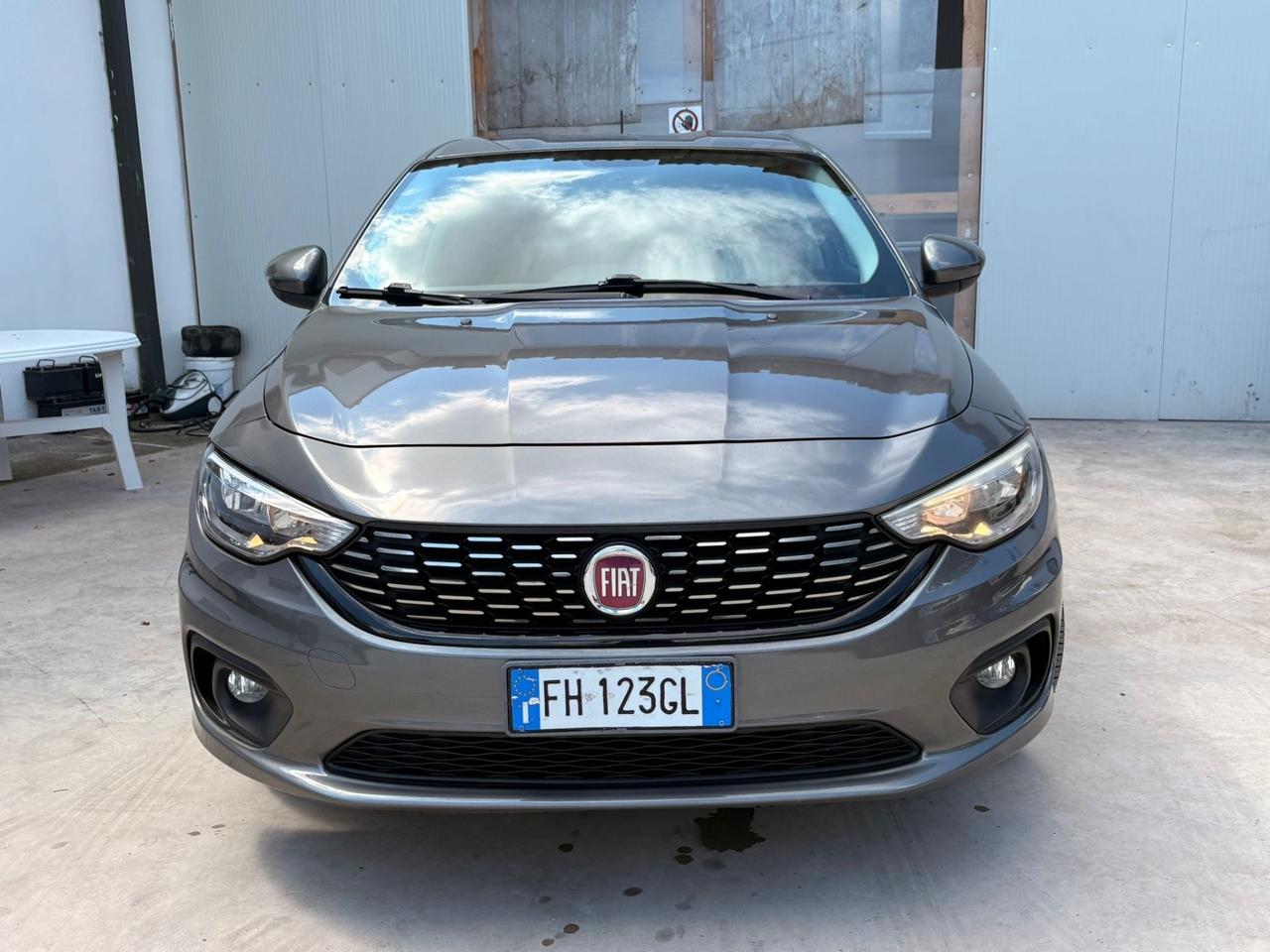 Fiat Tipo 1.6 MJT SES 5P S-DESIGN