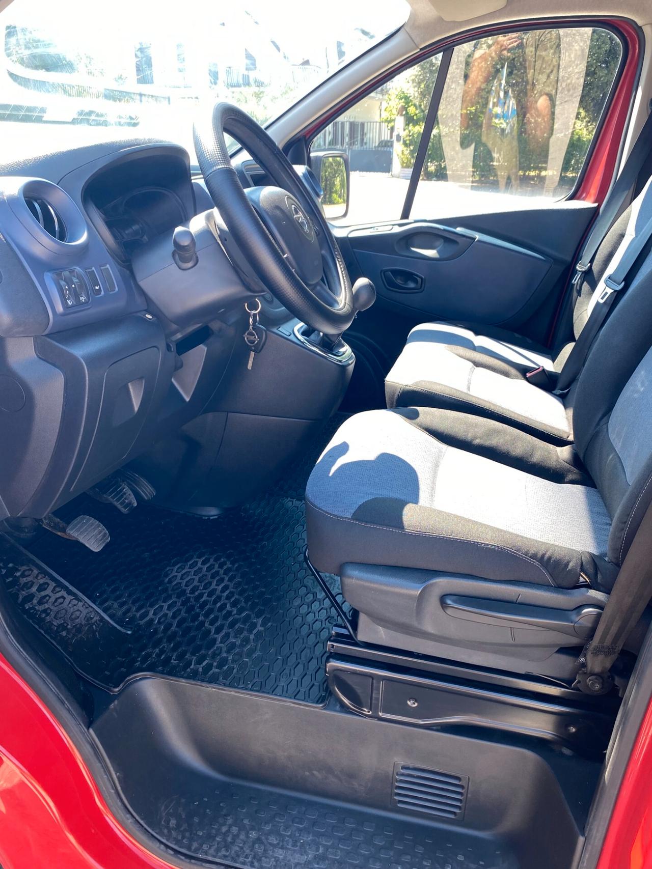 OPEL VIVARO CDTI