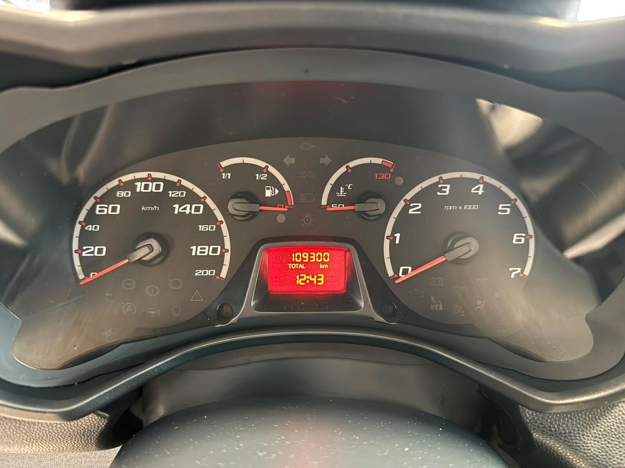 Ford Ka Ka+ 1.3 TDCi 75CV cDPF